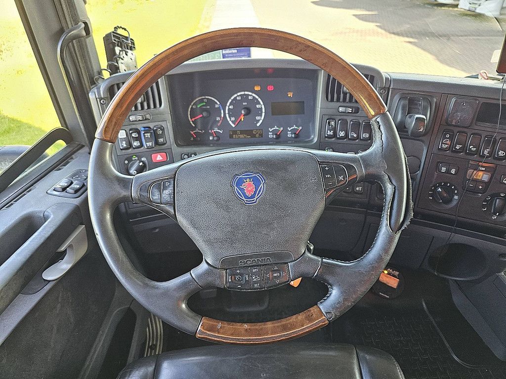 SCANIA R560 v8 6x2