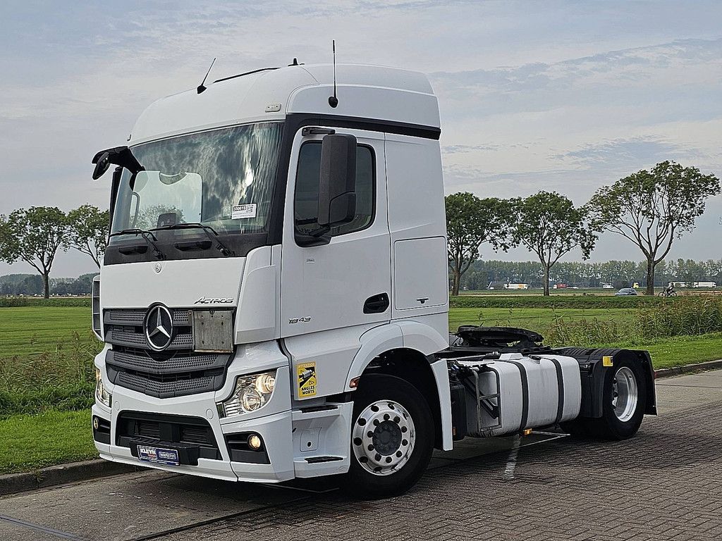 MERCEDES-BENZ ACTROS 1843
