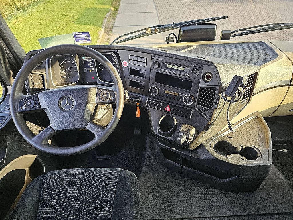 MERCEDES-BENZ ACTROS 1843 Streamspace Euro6 2xTank Spoilers NL-Truck First-Owner Good-Condtion!