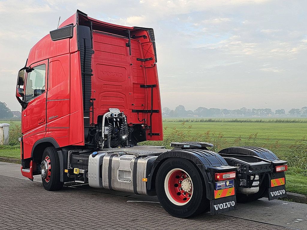 VOLVO FH 460 4x2 I-Parc-Cool I-Save Xenon Spoilers PTO 1st Owner!