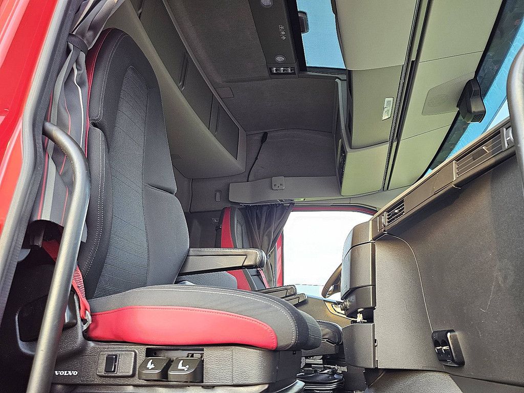 VOLVO FH 460 4x2 I-Parc-Cool I-Save Xenon Spoilers PTO 1st Owner!