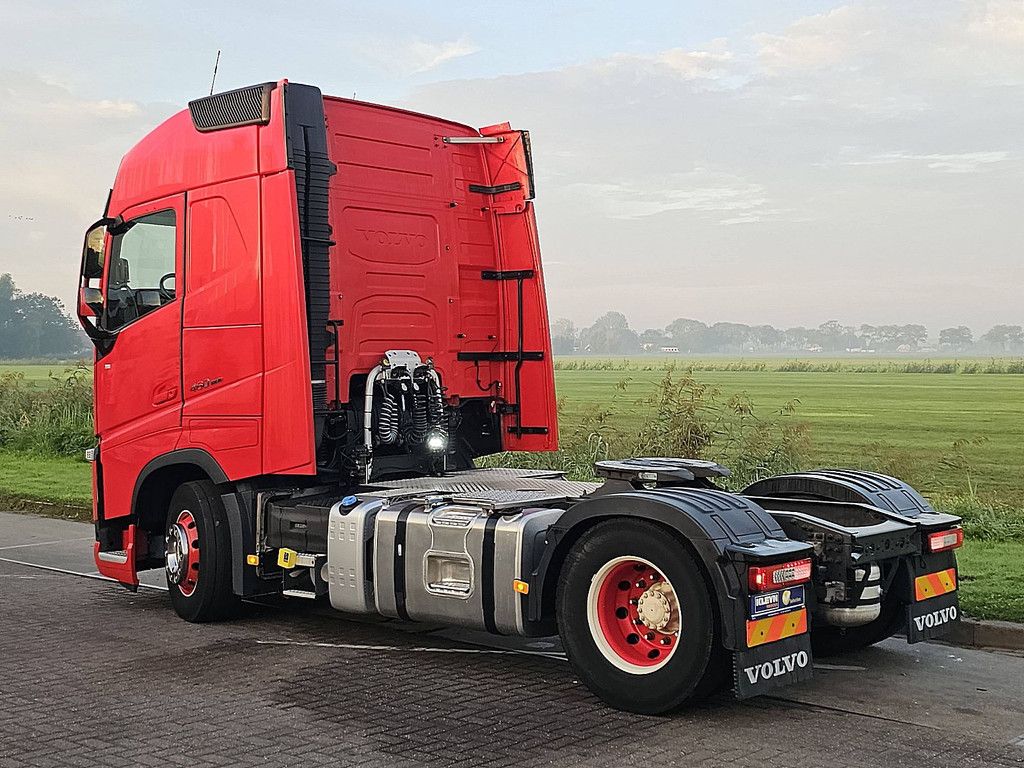VOLVO FH 460 4x2 I-Parc-Cool I-Save Xenon Spoilers PTO 1st Owner Full-Air!
