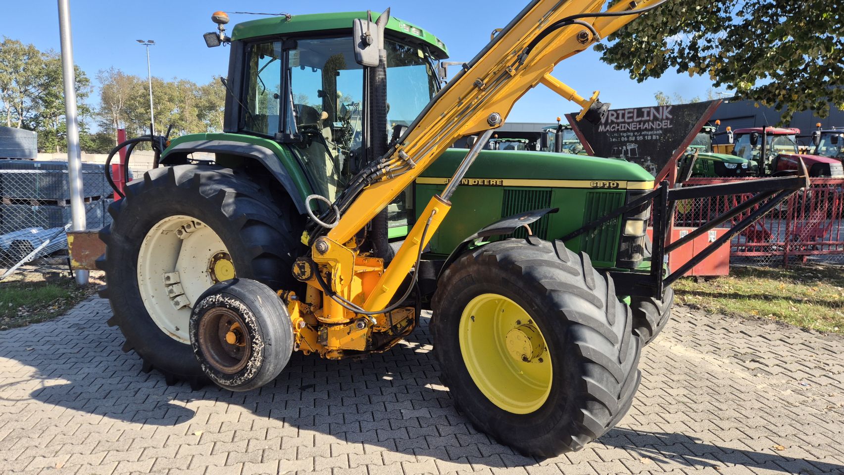 JOHN DEERE 6810 PQ+, kruip, airco, TLS, Herder MBK135LSH maaiarm