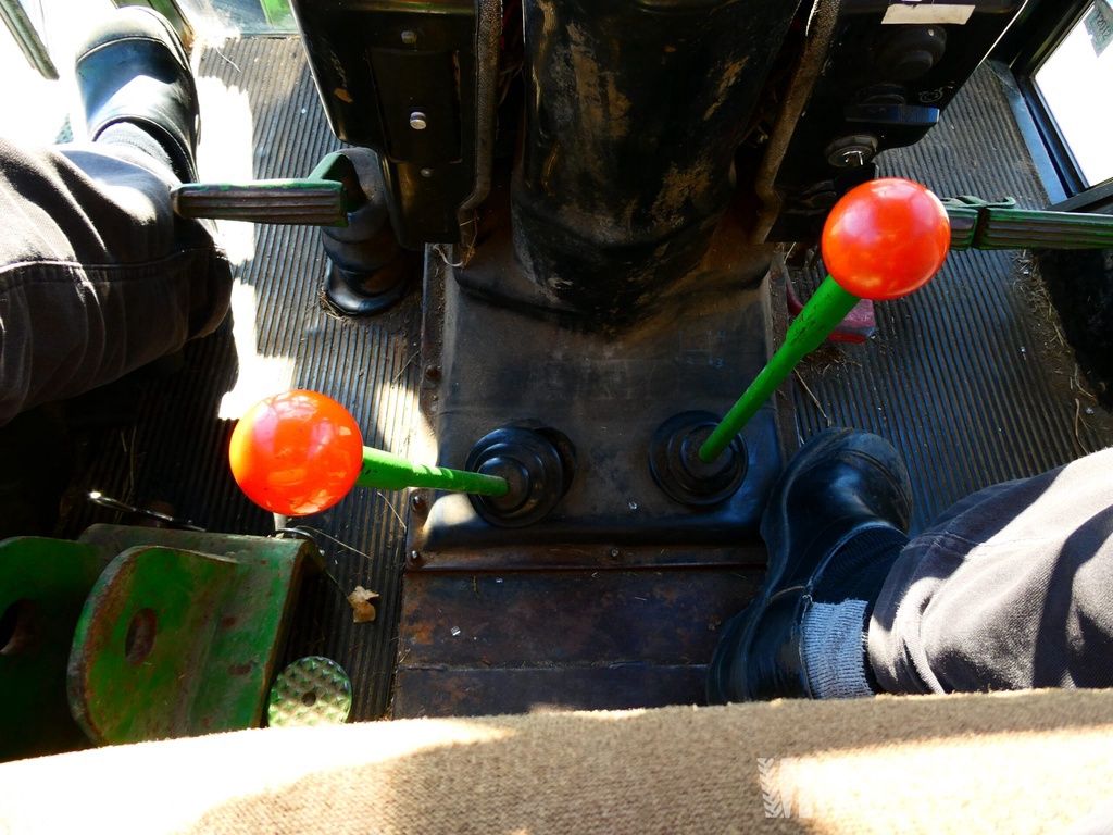 John Deere 2130 2wd