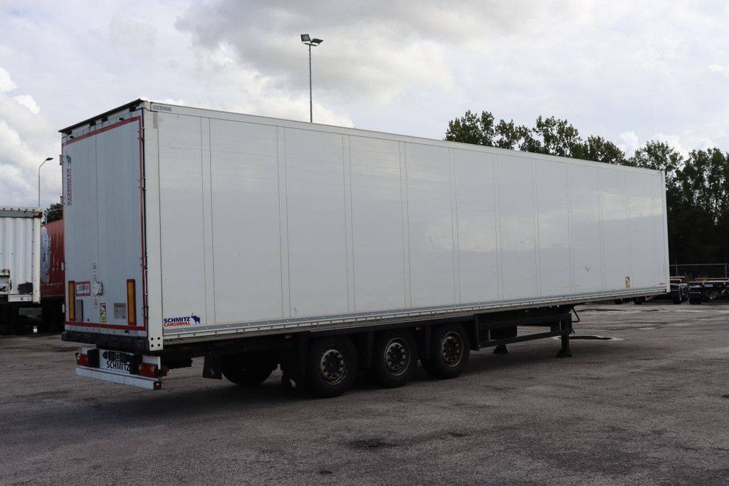 Closed Semi-Trailer Schmitz Cargobull SCB*S3B 2019