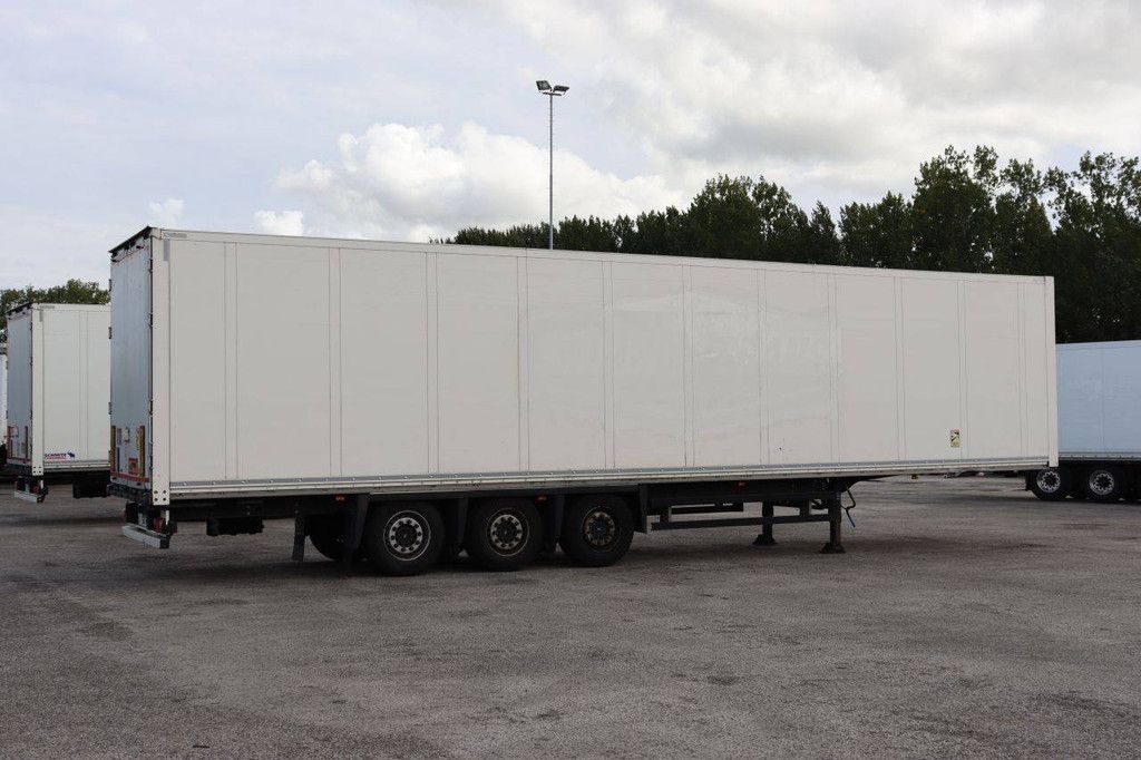 Closed Semi-Trailer Schmitz Cargobull SCB*S3B 2019