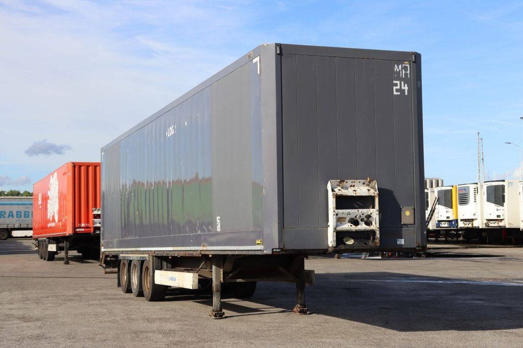 Geschlossener Sattelauflieger Krone SD 39000kg 2012