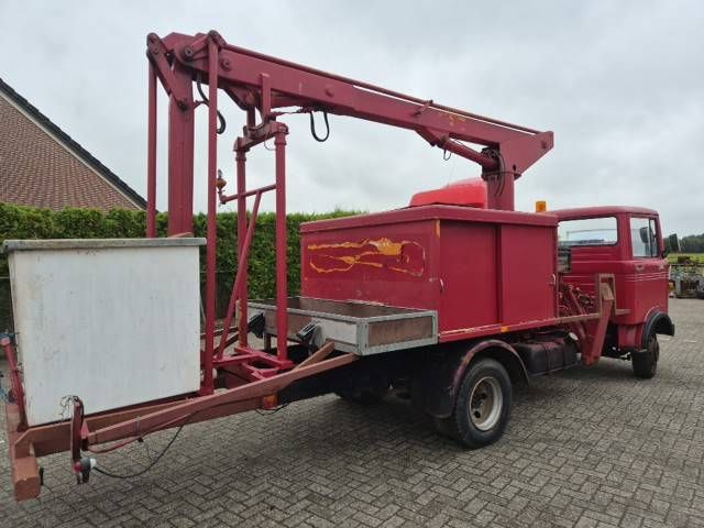 Vrachtwagen Mercedes-Benz LPKO 608 Oldtimer Diesel 116pk 1974 Met Hoogwerker