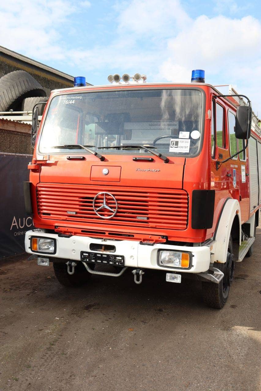 Fire truck Mercedes-Benz 1019 AF Diesel 192hp 1983
