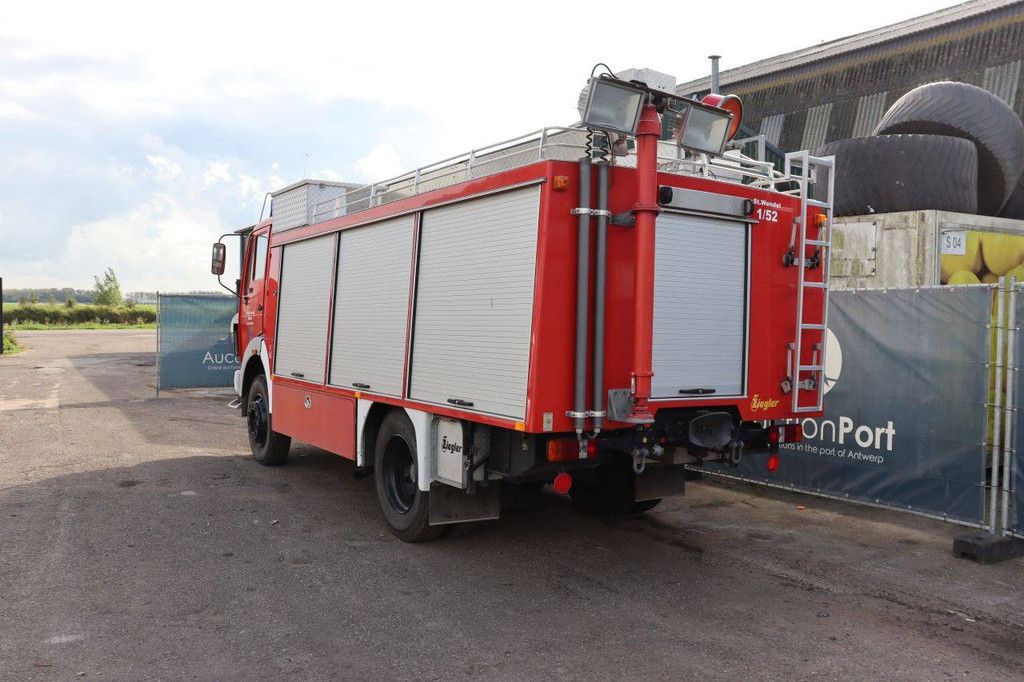 Feuerwehrauto Mercedes-Benz 1019 AF Diesel 192 PS 1983