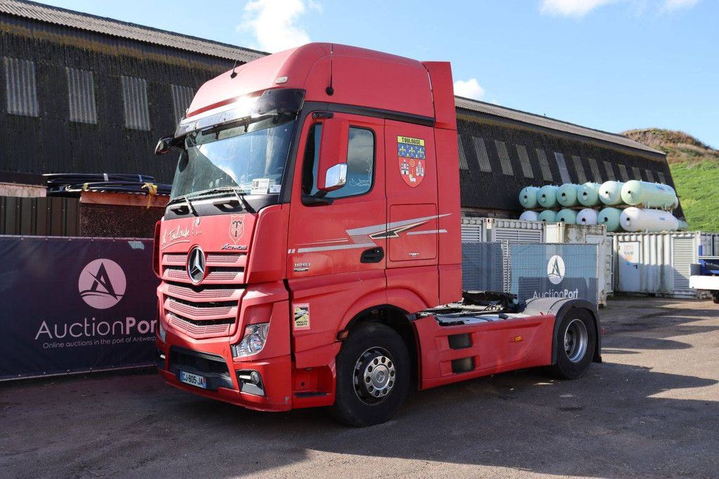 Traktor Mercedes-Benz Actros Diesel 510 PS 2012