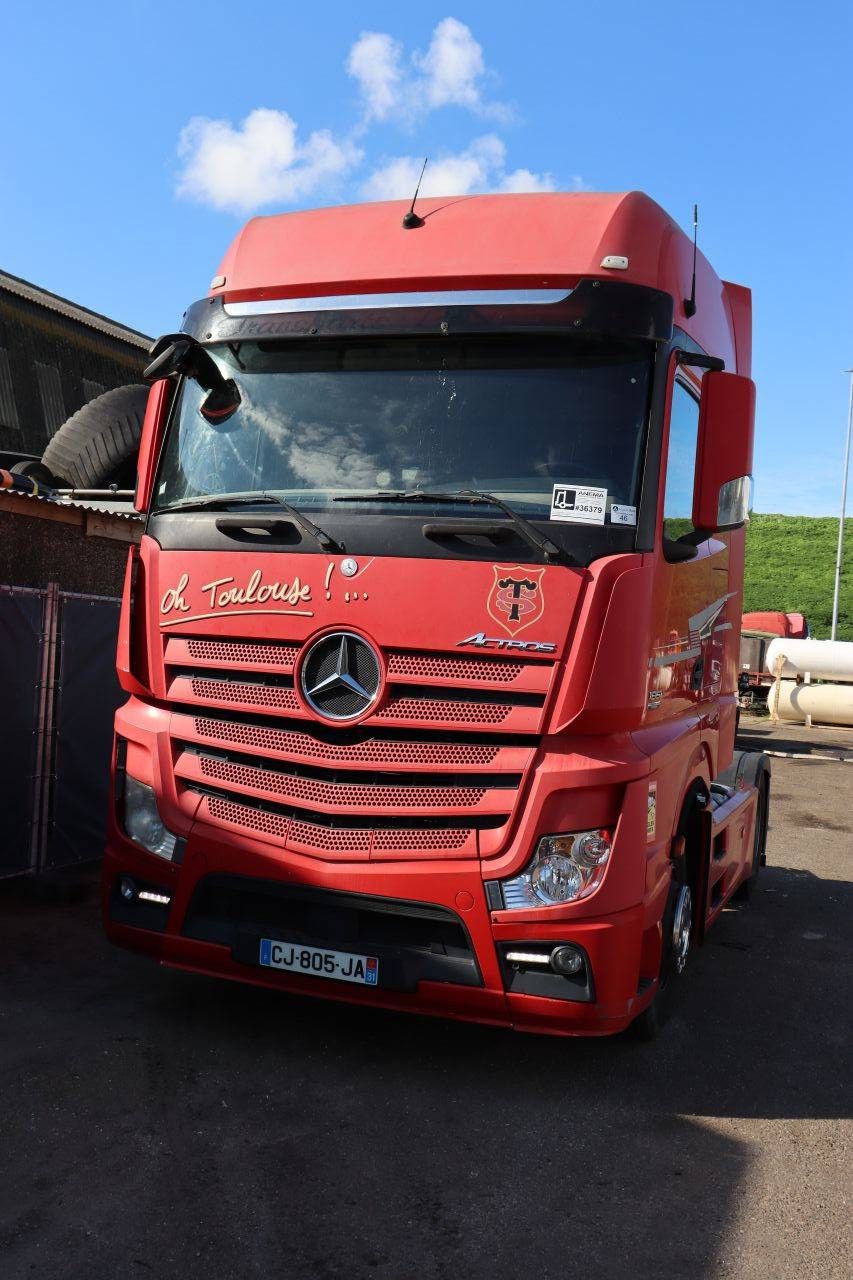 Traktor Mercedes-Benz Actros Diesel 510 PS 2012