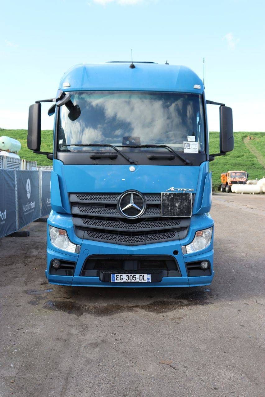 Sattelzugmaschine Mercedes-Benz Actros 963-4-A Diesel 428 PS 2016
