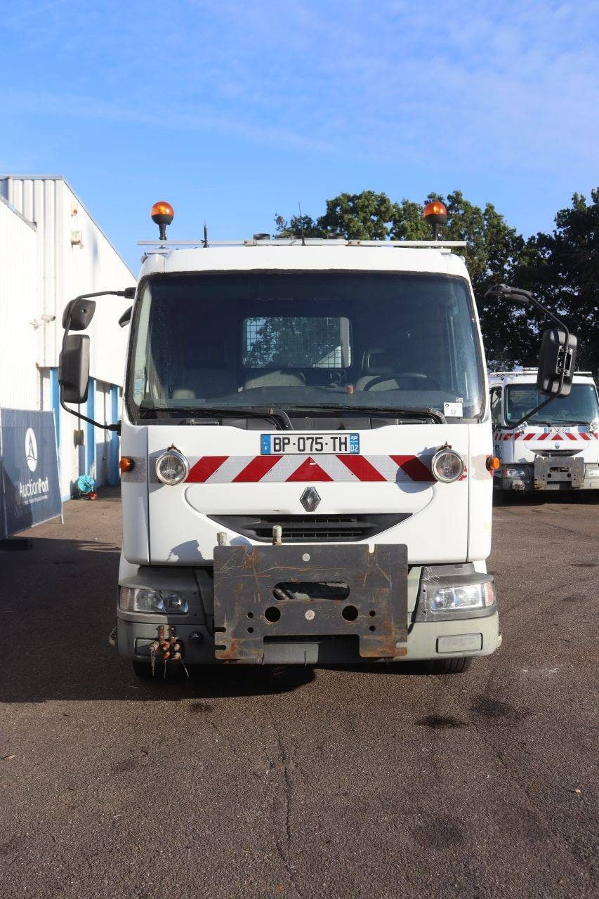 LKW-Kipper Renault Midlum 180 Diesel 215 PS 2001