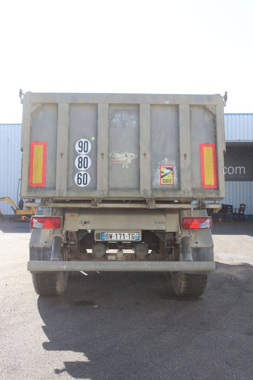 Tipper Semi-trailer Benalu BEN 33000kg 2011