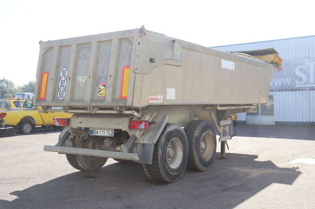 Tipper Semi-trailer Benalu BEN 33000kg 2011