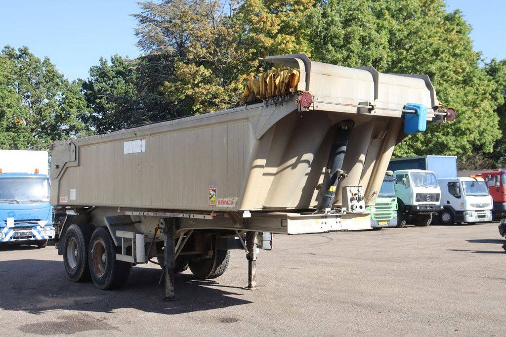Tipper Semi-trailer Benalu BEN 33000kg 2011
