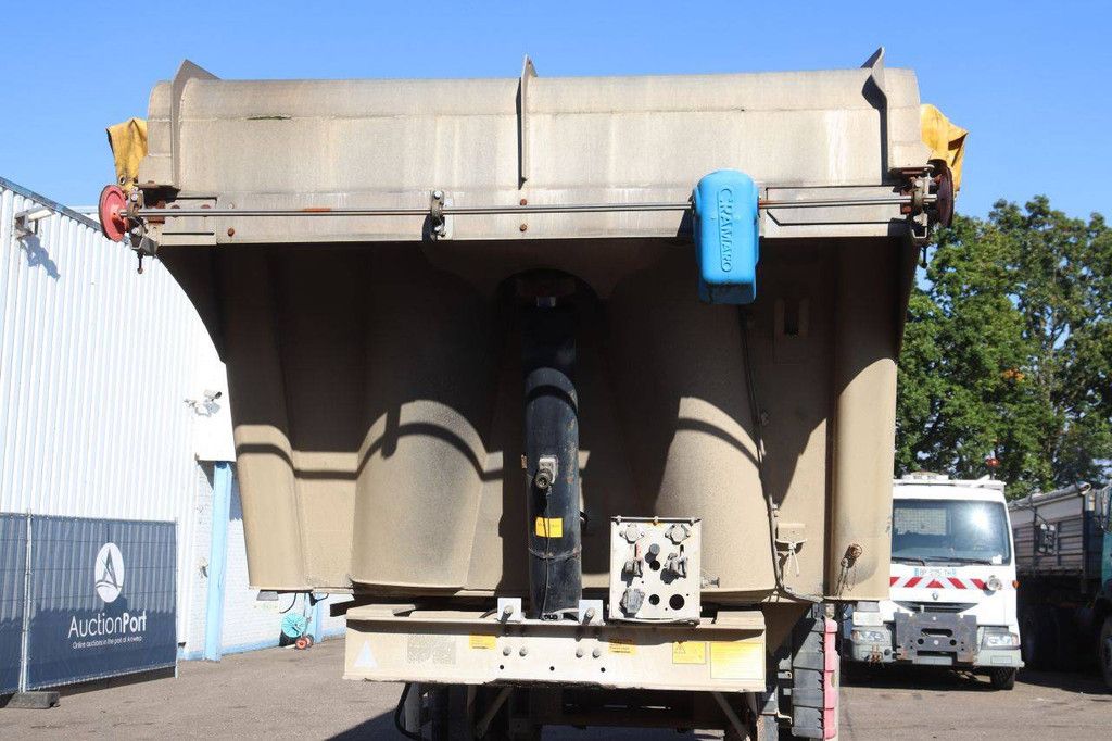Tipper Semi-trailer Benalu BEN 33000kg 2011