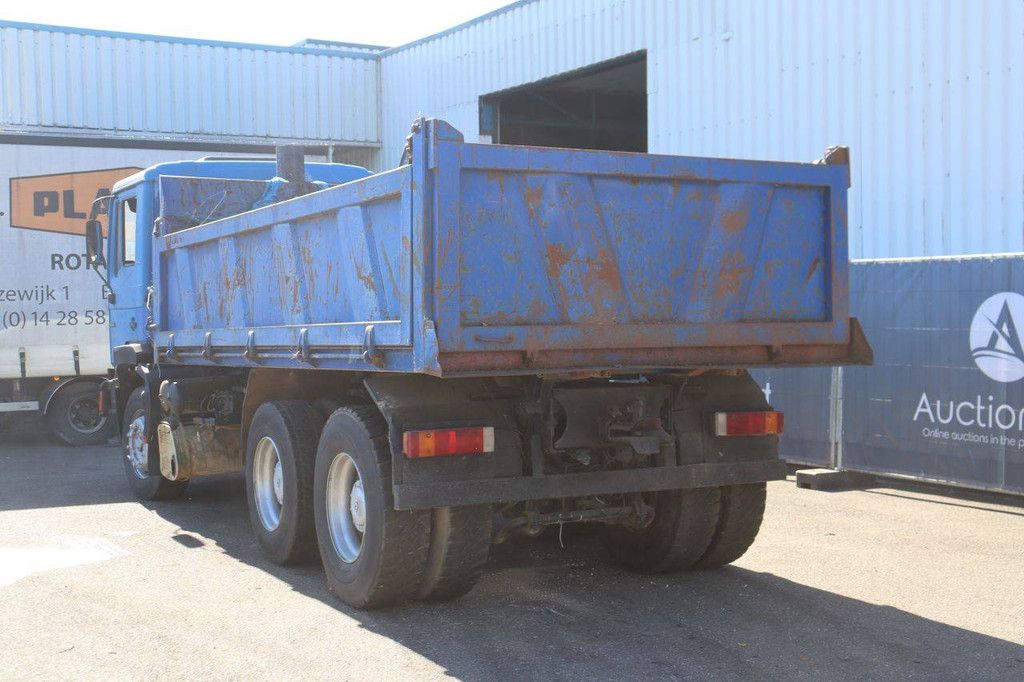 MAN 32.322 Diesel-Kipper, Baujahr 1996