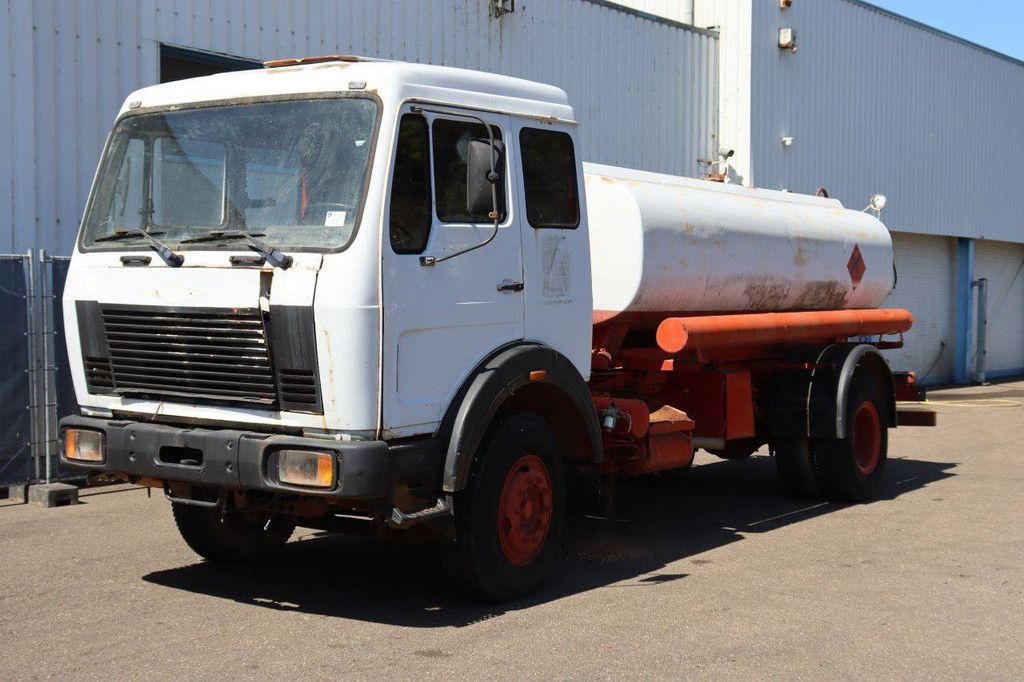 Fuel tanker truck Mercedes-Benz 1989 (Margin)