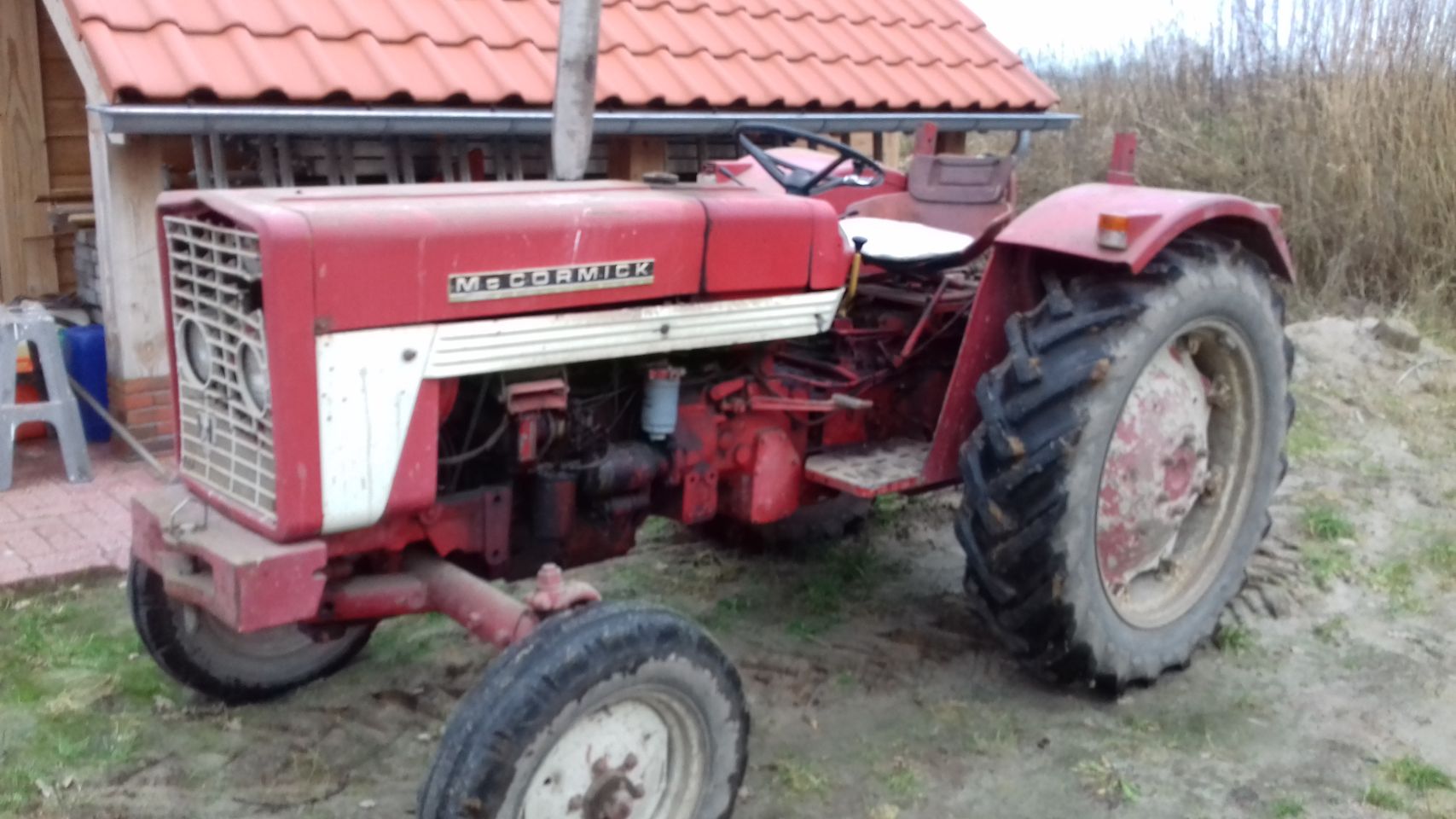 Te koop McCormick 423 loopt mooi en alles werkt goed.