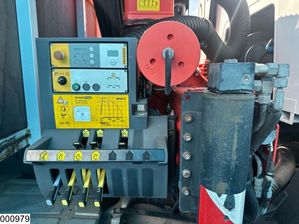Renault C 380 EURO 6, 6x4 steel suspensio n, Palfinger