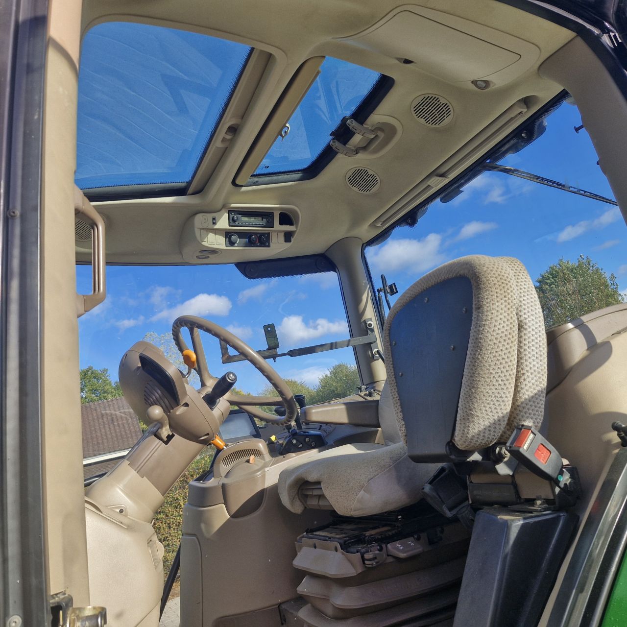 John deere 6115R