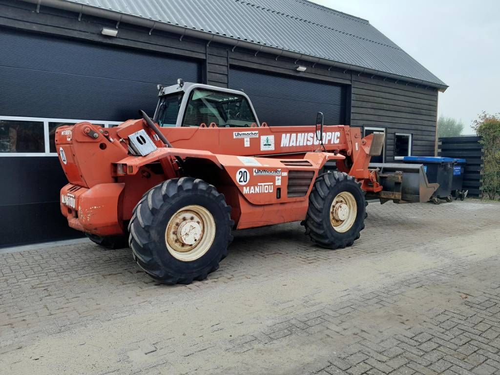 Manitou MT 1337 SL T verreiker met bak en vorken