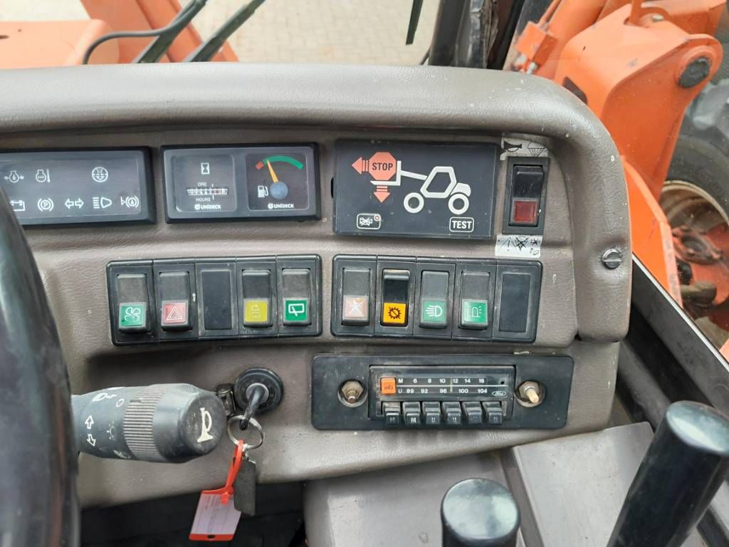 Manitou MT 1337 SL T verreiker met bak en vorken