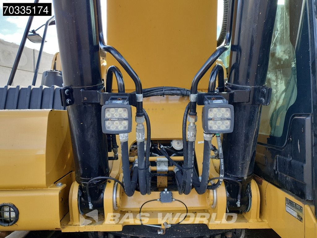 Caterpillar 330 07B Leica GPS