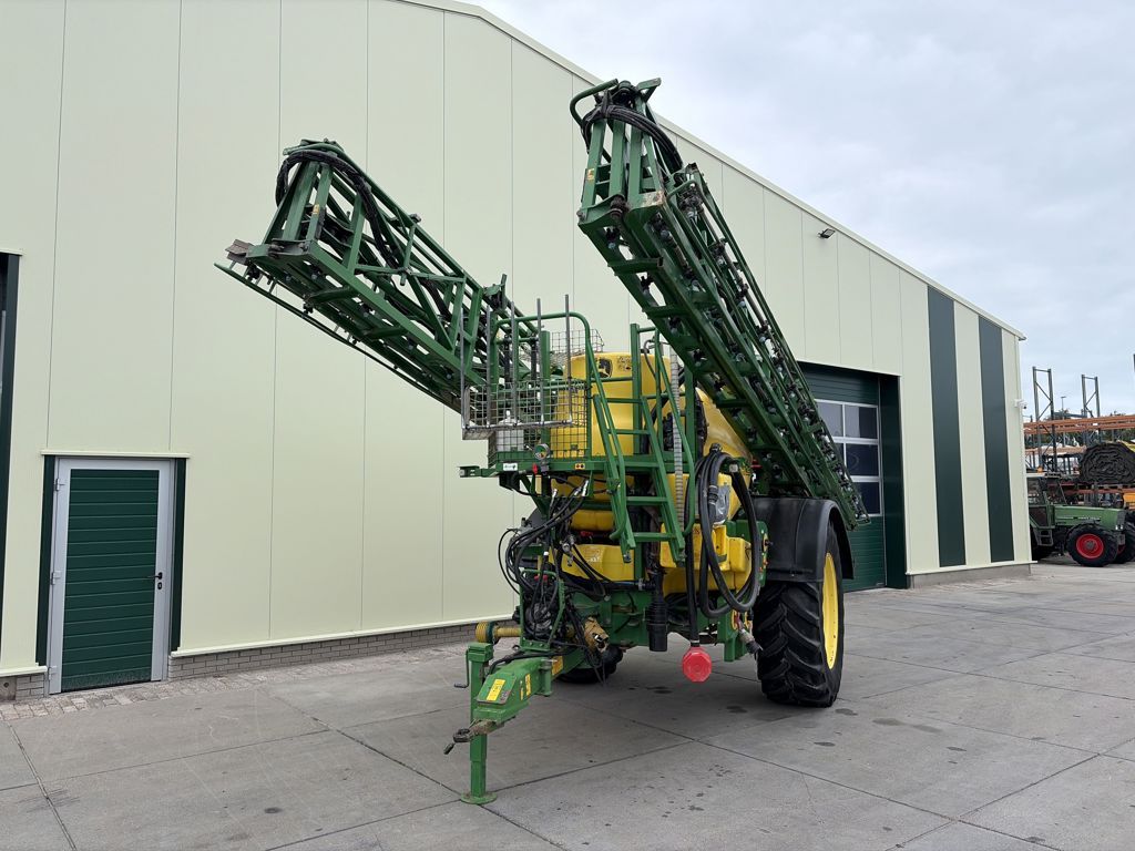 John Deere 840i Veldspuit