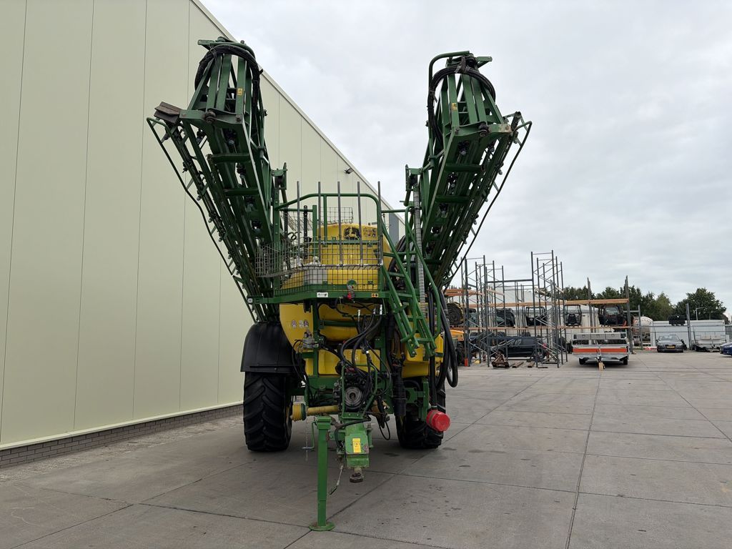 John Deere 840i Veldspuit