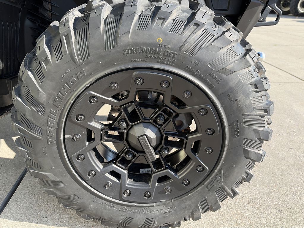 Can-Am Outlander 1000R MAX XTP
