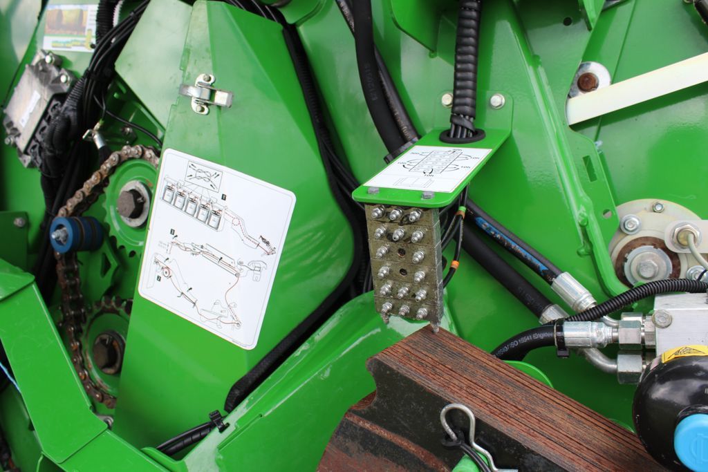 John Deere 990
