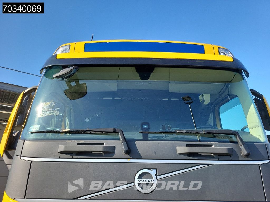 Volvo FH 460 6X2 LNG Engine Curtainsider Sliding roof I-Park Cool VEB+