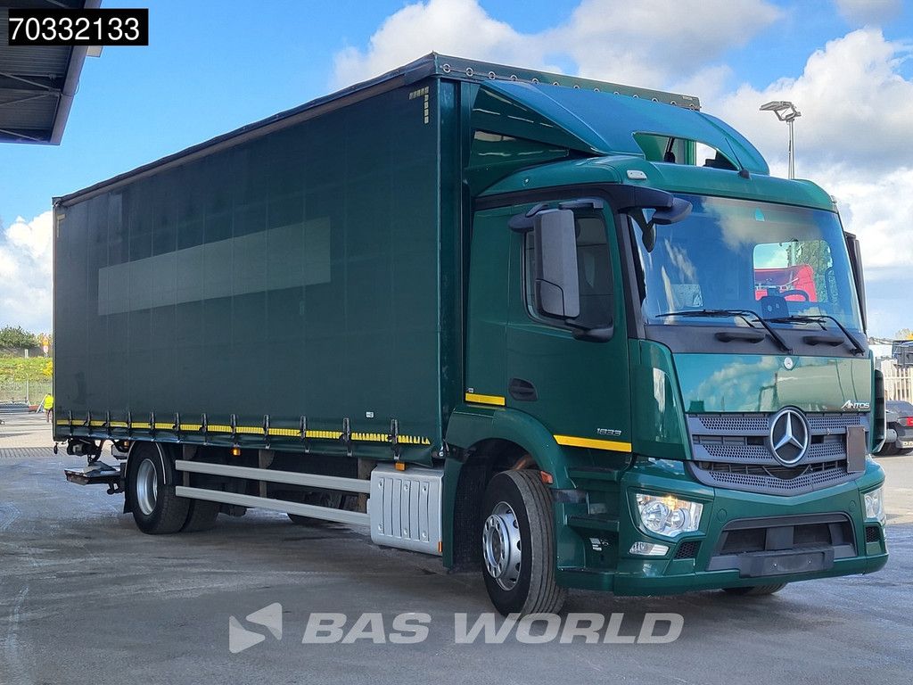 Mercedes Antos 1833 4X2 18tonner curtainsides 2000kg Ladebordwand Automatic ACC Euro 6