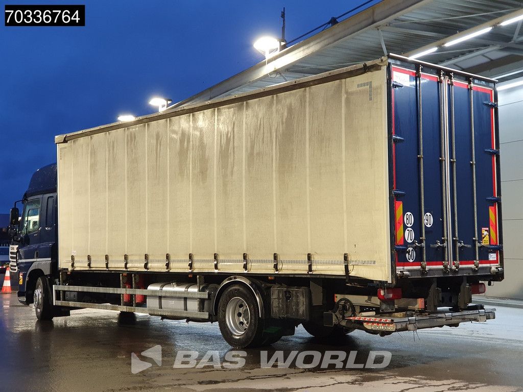 DAF CF CF 370 4X2 20.5tonner curtainsider sliding roof 1500kg tailgate ACC Euro 6