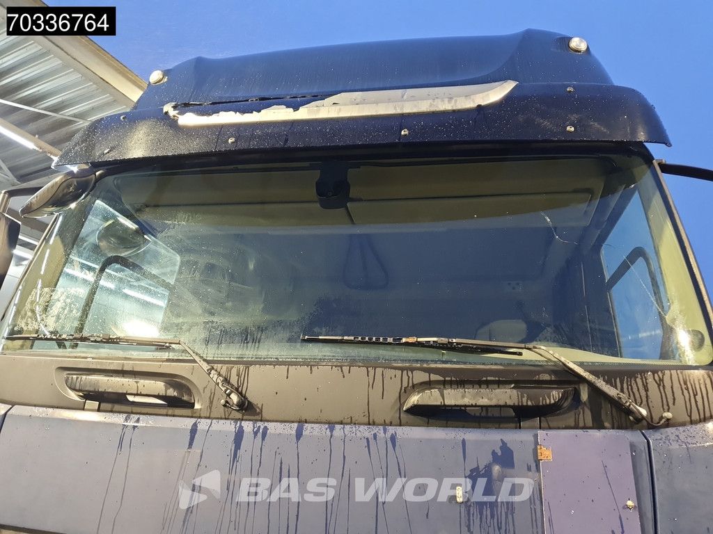 DAF CF CF 370 4X2 20.5tonner curtainsider sliding roof 1500kg tailgate ACC Euro 6