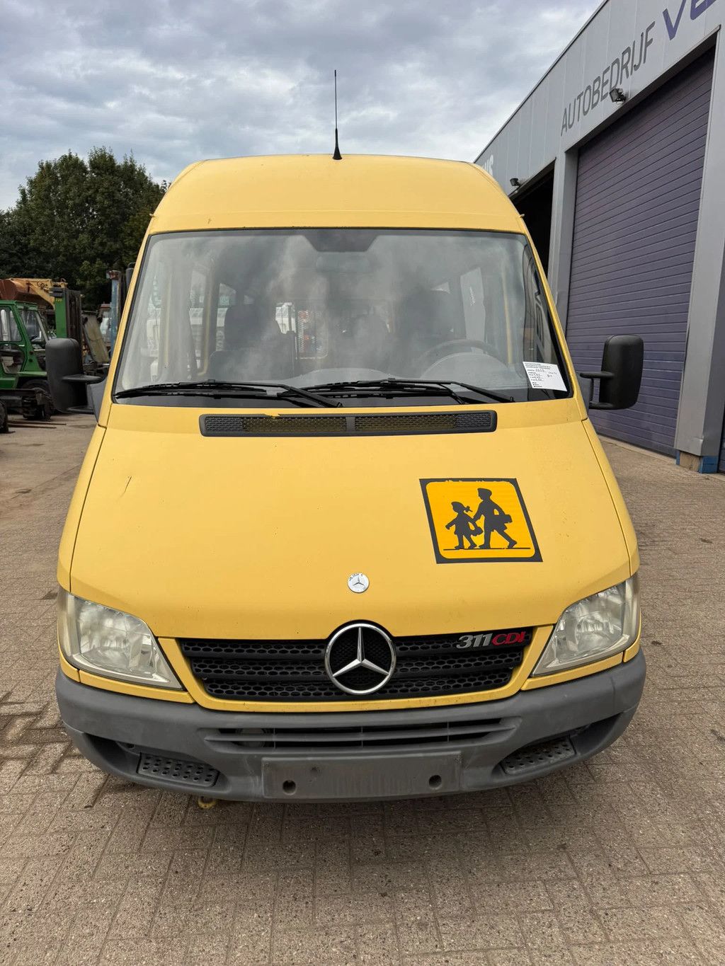Mercedes-Benz SPRINTER 311
