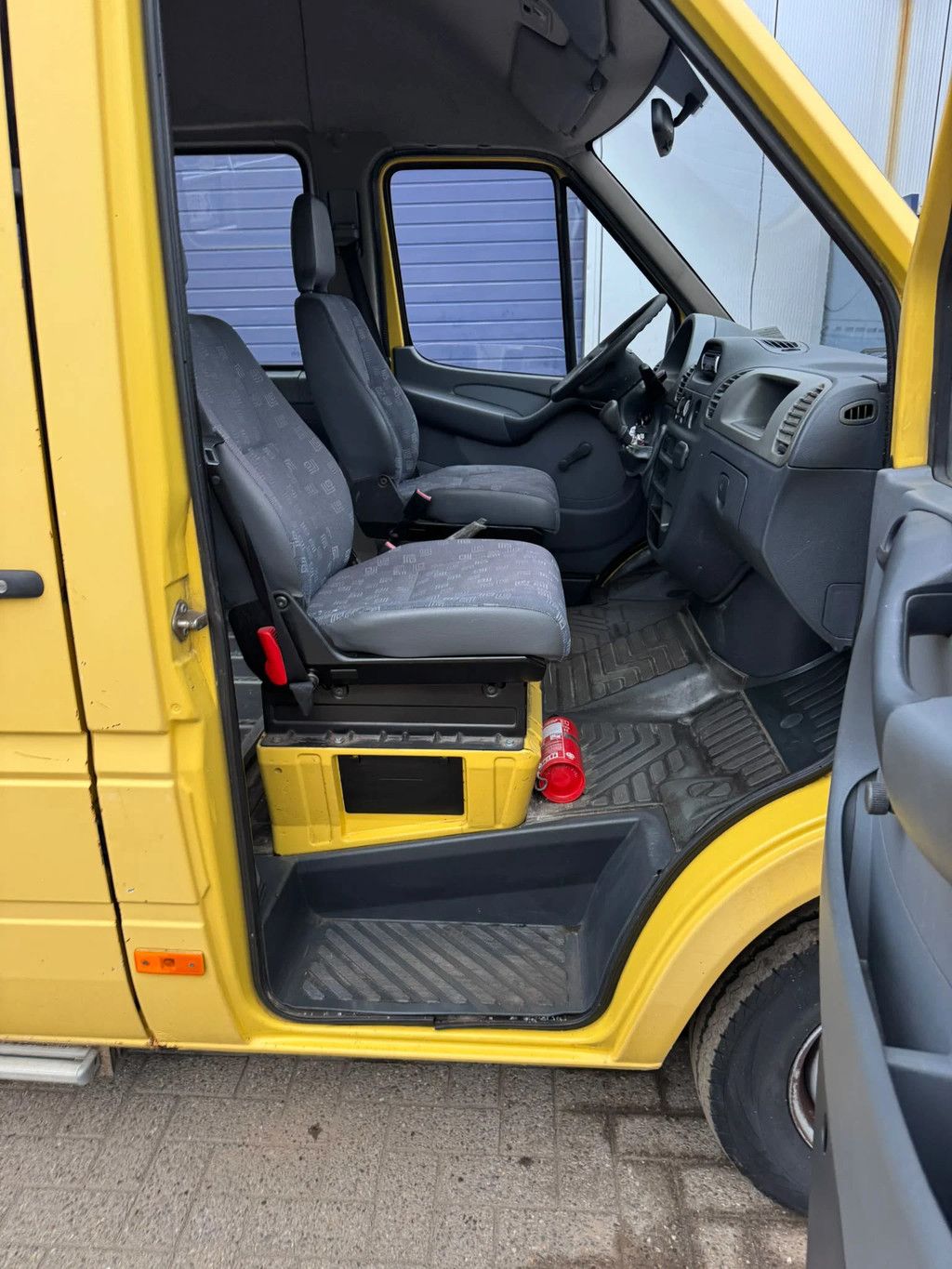 Mercedes-Benz SPRINTER 311