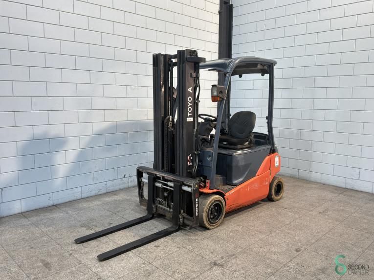 Gabelstapler Elektrisch Toyota 8 FBMT 20 2015