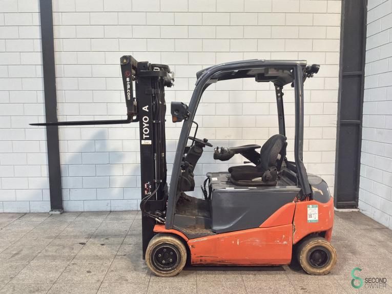Gabelstapler Elektrisch Toyota 8 FBMT 20 2015