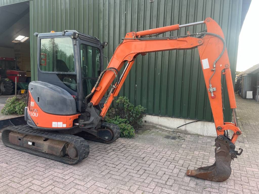 Hitachi ZX 30 U-2 3250kg