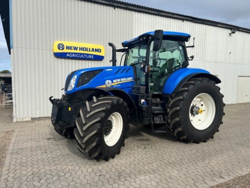 New Holland T7.270AC