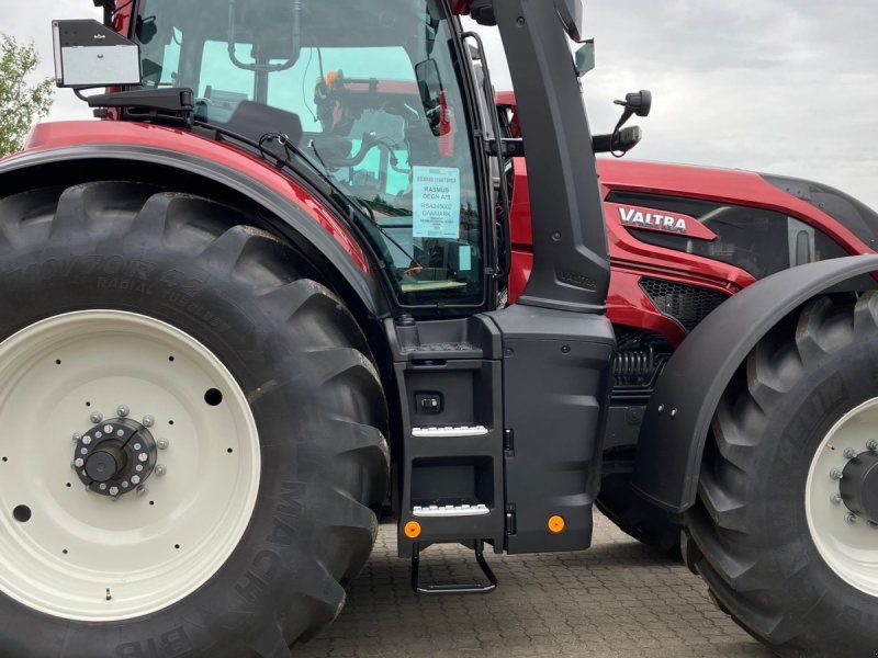 Valtra Q305- KUN KØRT 653 TIMER--