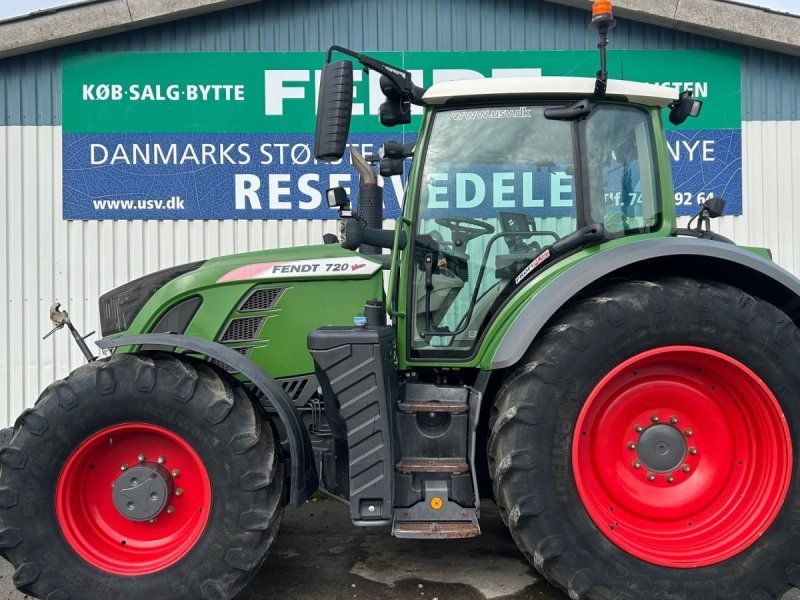 Fendt 720 Vario S4 Profi Plus Med Front PTO