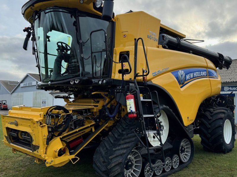New Holland CR10.90 på Bælter