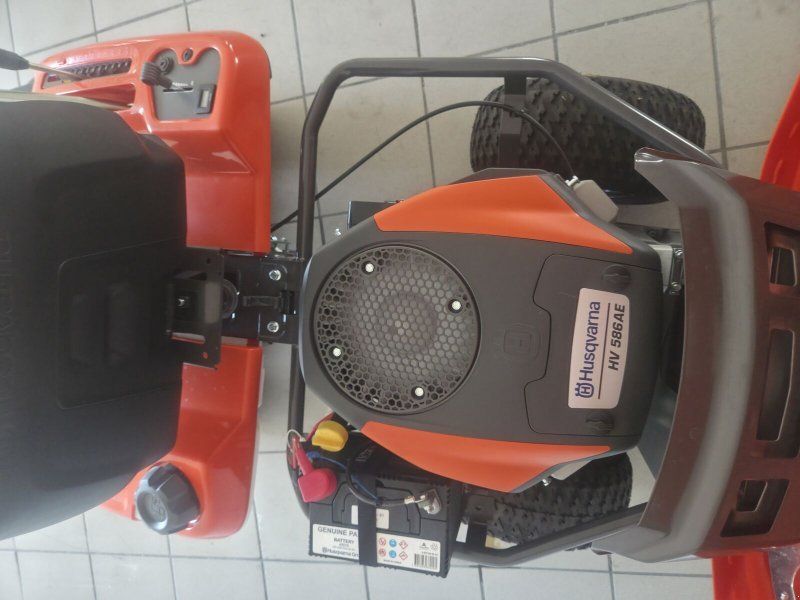 Husqvarna Rider R 216TC AWD Limited Edition
