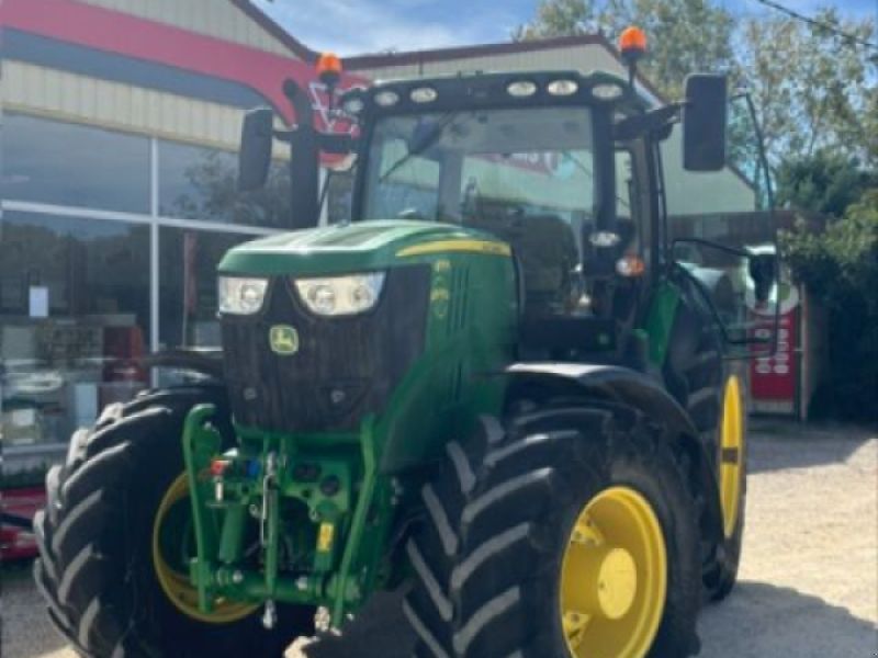John Deere 6175R