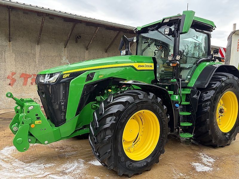 John Deere 8R410 E-Auto Powr mit Reifendruckregelanlage